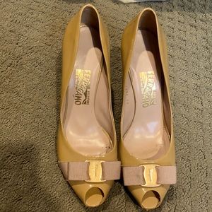 Ferragamo heels size 9.5